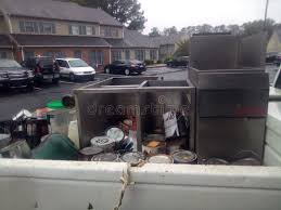 Best Estate Cleanout  in Tladega, AL